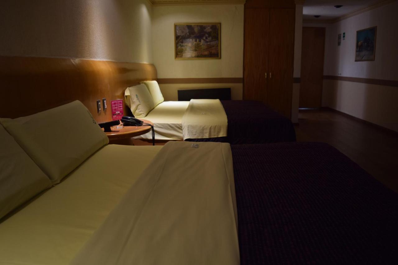 Hotel & Suites La Marquesa โทลุกา ภายนอก รูปภาพ