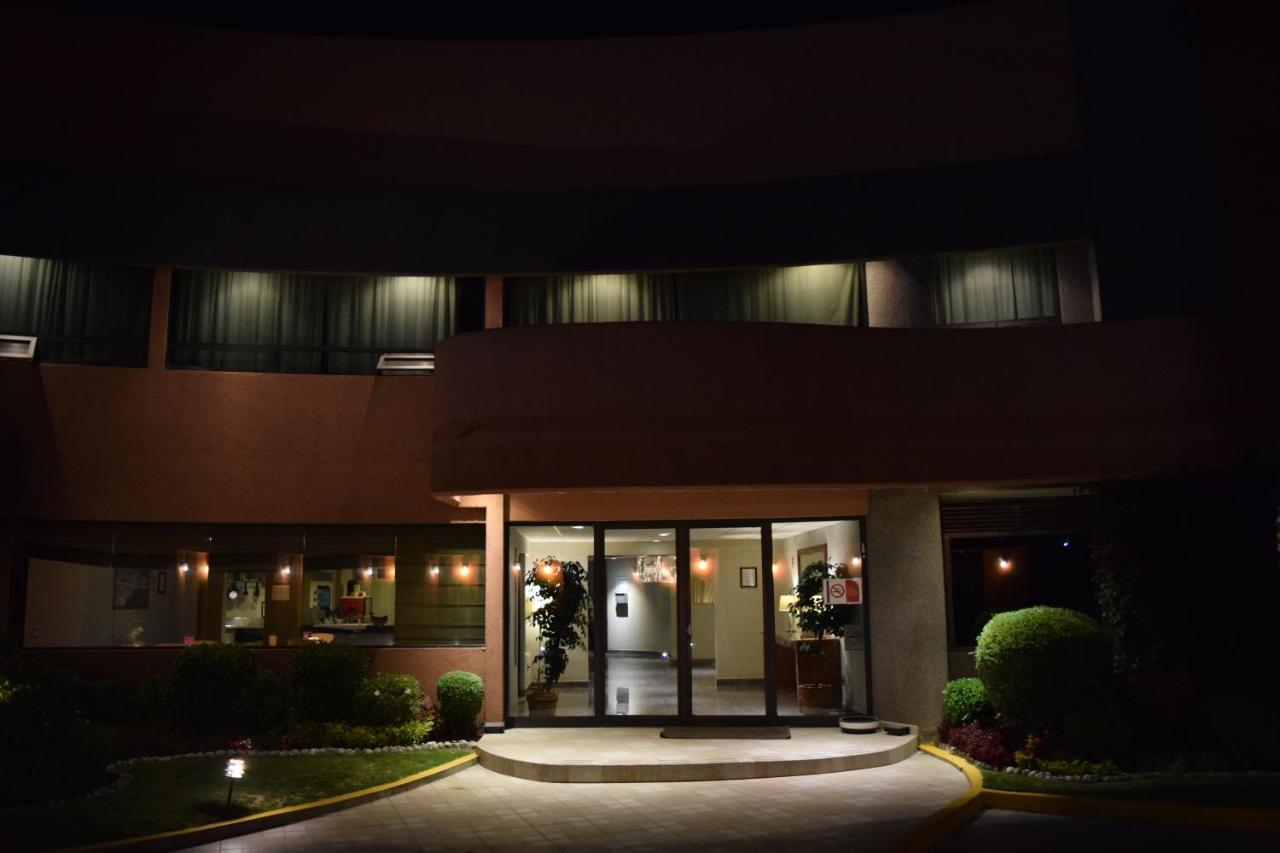 Hotel & Suites La Marquesa โทลุกา ภายนอก รูปภาพ