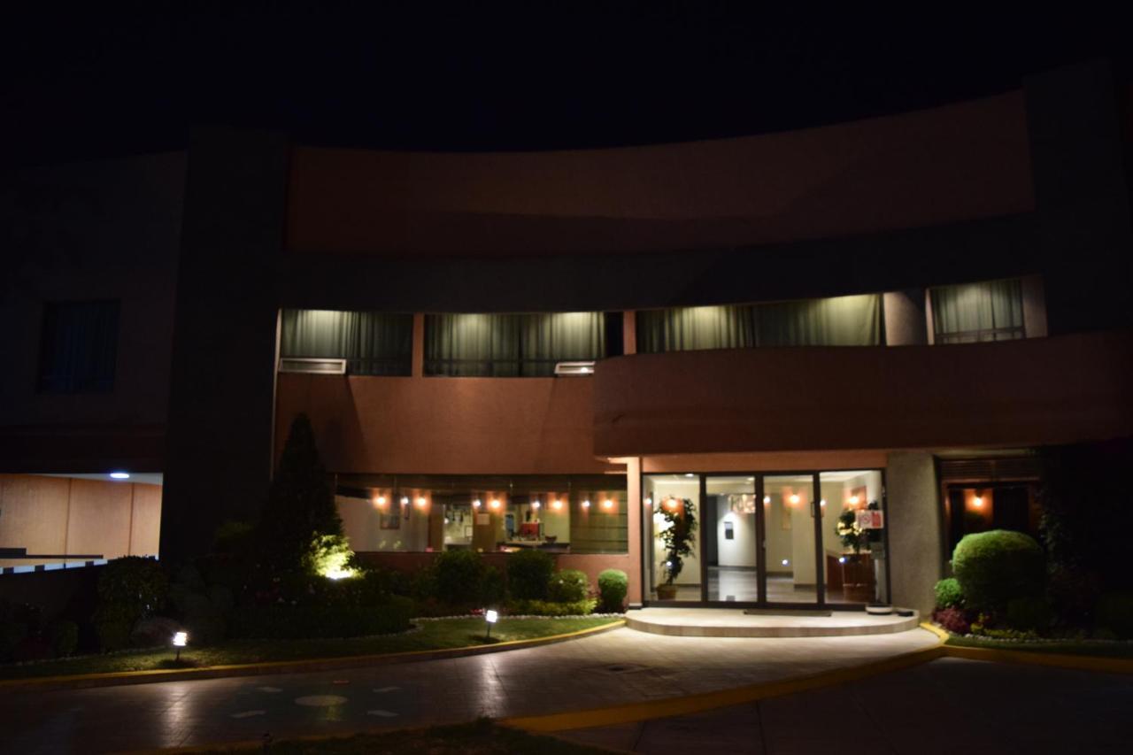Hotel & Suites La Marquesa โทลุกา ภายนอก รูปภาพ