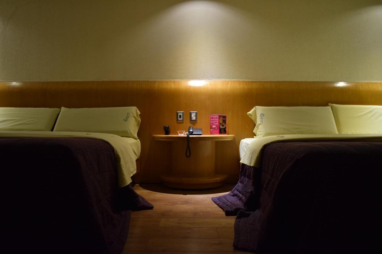 Hotel & Suites La Marquesa โทลุกา ภายนอก รูปภาพ